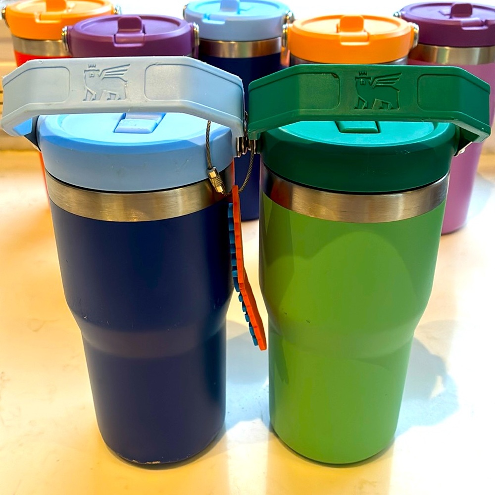 Stanley’s Flip Straw Travel Tumblers - Picture 4 of 17
